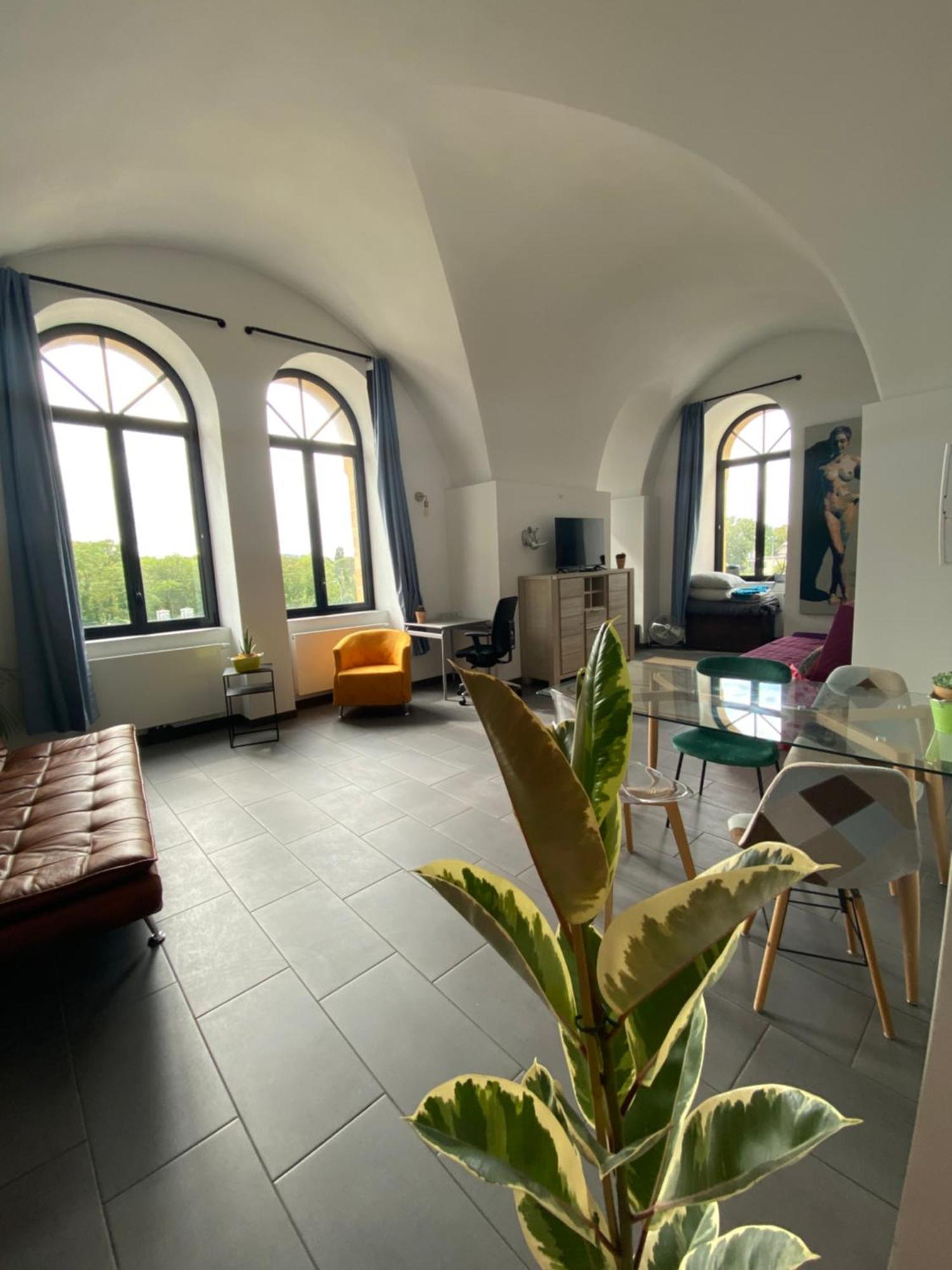Апартаменты Luxury Loft Мец Экстерьер фото